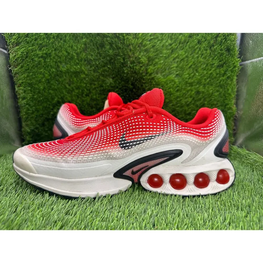 Nike Air Max DN SE HQ4565-600 Athletic Sneaker Men's 9.5 Red Mesh Gym Cushioned